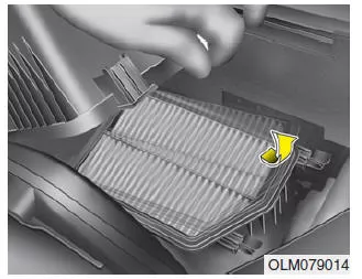 Kia Sportage. Filter ersetzen