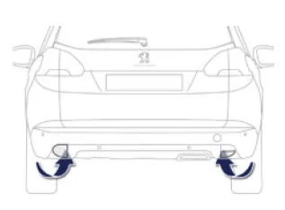 Peugeot 2008. Austausch Nebelschlussleuchte und Rückfahrleuchte