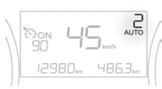 Peugeot 2008. Anzeige im Kombiinstrument