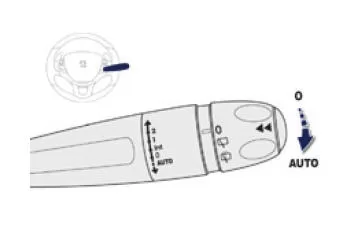 Peugeot 2008. Wischautomatik einschalten