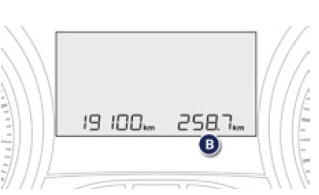 Peugeot 2008. Tageskilometerzähler