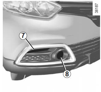 Renault Captur. Tagfahrlicht